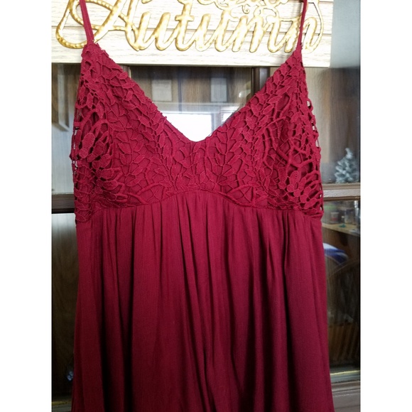 Burgundy Red Dress - Picture 4 of 8